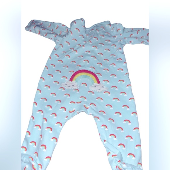 Carter’s “Love You More” footise blue rainbows - Picture 3 of 3